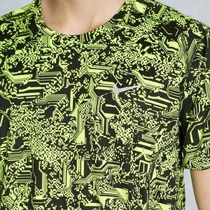 Nike Dri Fit Miler Volt Running Shirt Size M